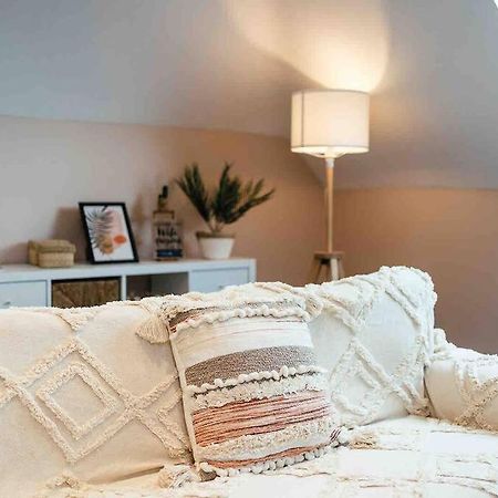 Boho Loft In Somerset - Private Parking Radstock Bagian luar foto